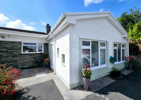 Beautiful 2 bedroom annexe in popular town location